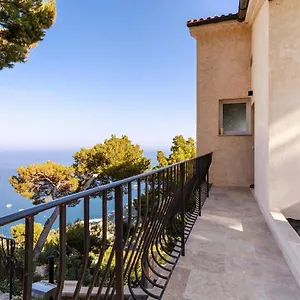 Apartment Sea View Between And Monaco - 2, Villefranche-sur-Mer